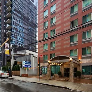 Western Queens Court 3*, New York USA