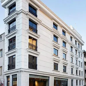 Guener Business 2*, Istanbul Tyrkiet